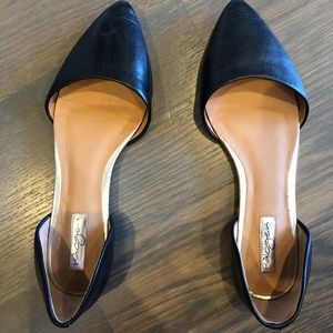 Halogen “Kayla” Pointy Flat (Size 7.5) - Black!